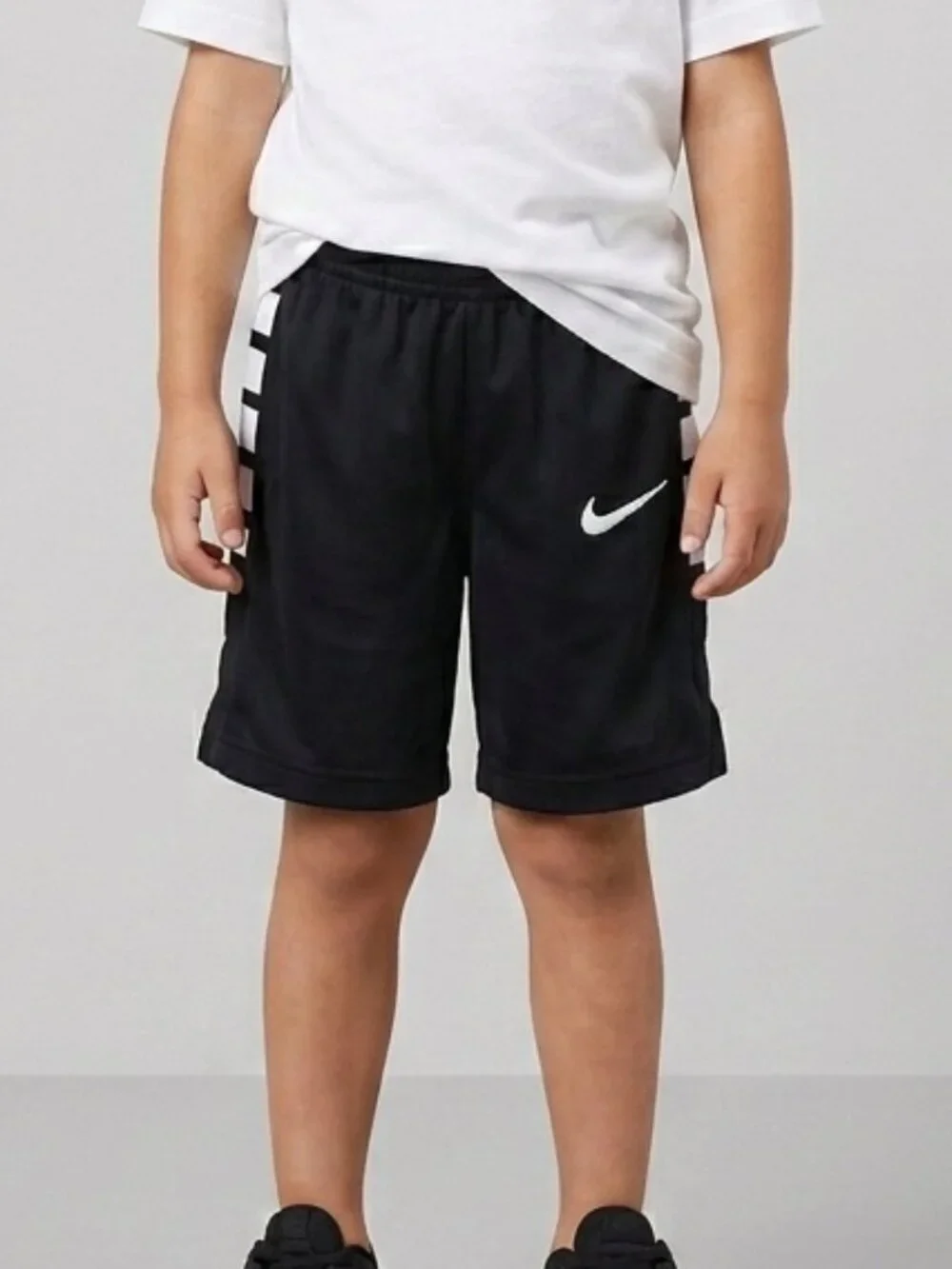 Nike Dri-FIT Boys Athletic Shorts 5/6Y Black White Stripe
